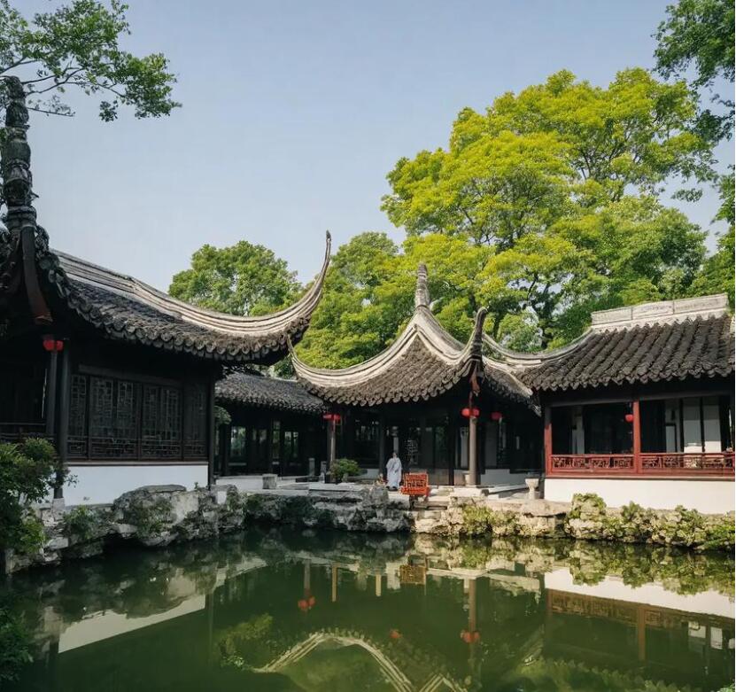 福建骤变批发有限公司